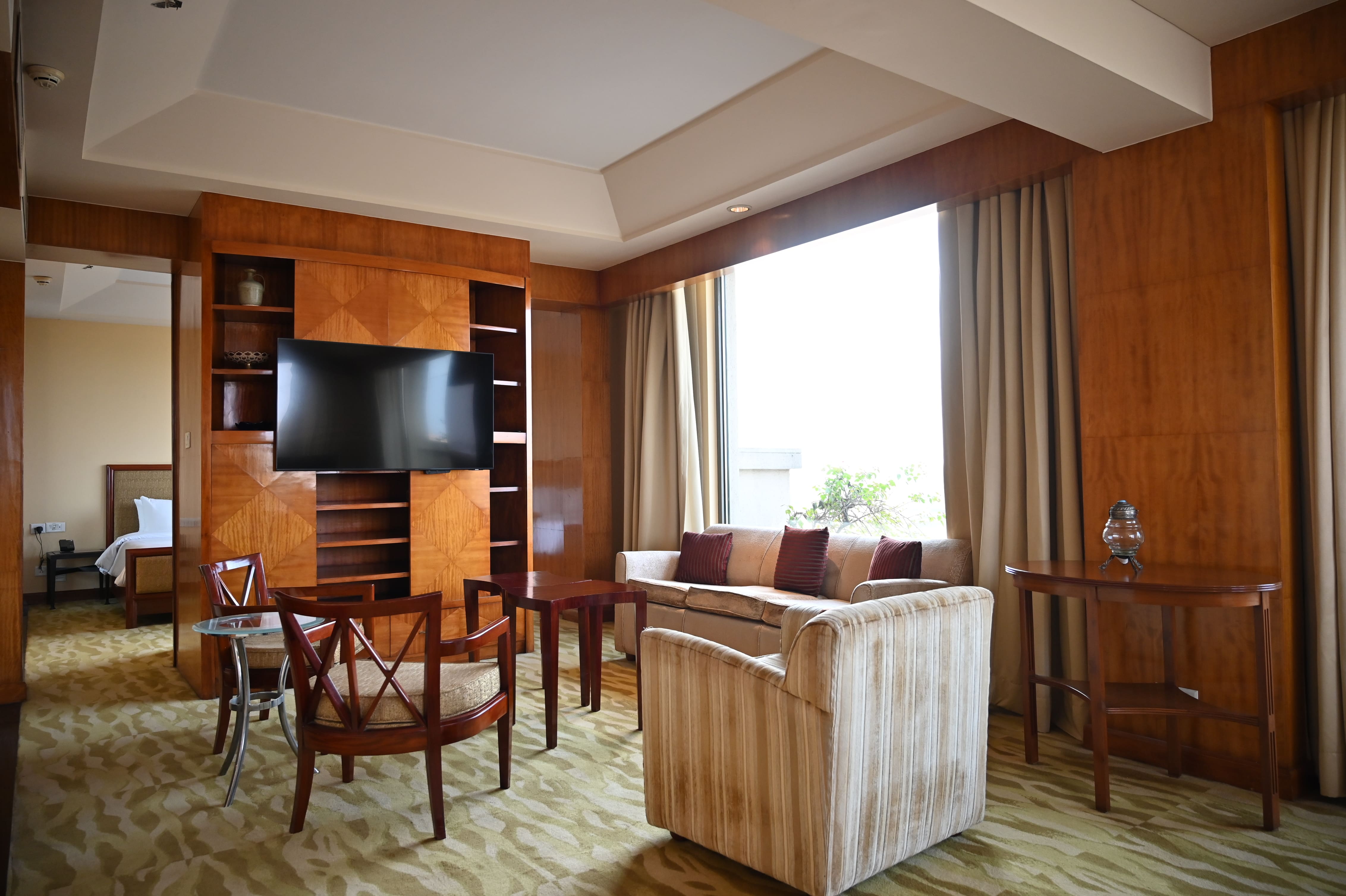 Diplomatic Suites